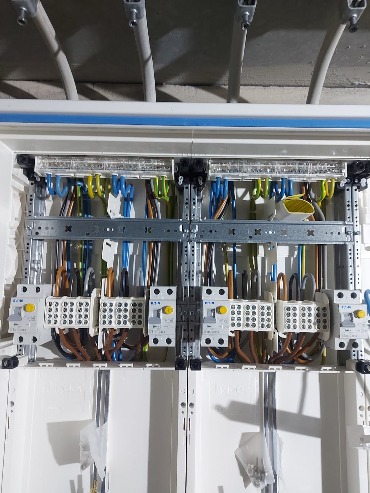 Komplette Elektroinstallation mit Photovoltaikanlage in Mönkeberg